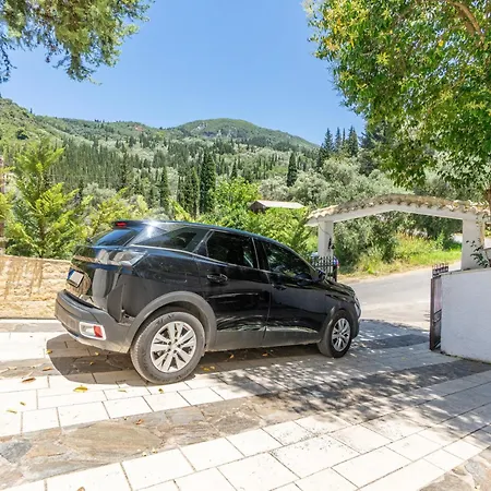 Διαμέρισμα Doliva Chris Private Pool